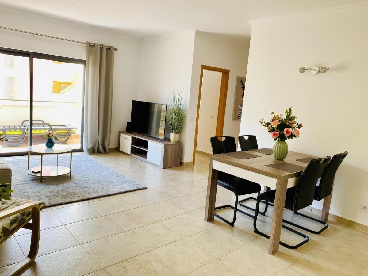 Apartamento George's Quinta Palmeiras, A 2 Bedroom In Luxury Complex, Walking Distance To Town