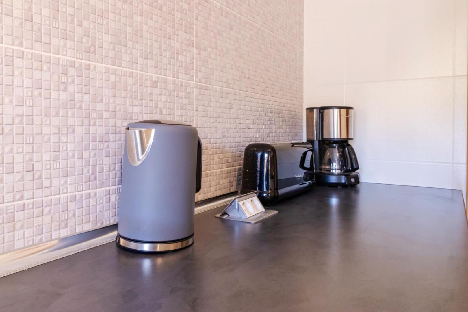 Apartment George's Quinta Palmeiras, A 2 Bedroom In Luxury Complex, Walking Distance To Town *